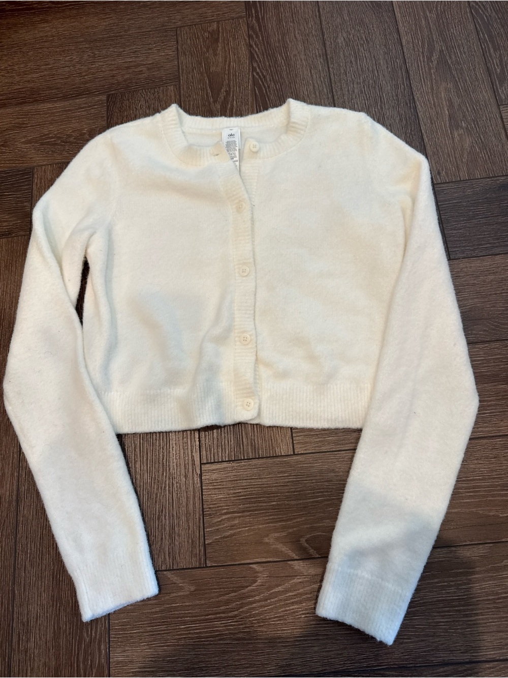 ALO Yoga Cropped Button-Front Cardigan - White
